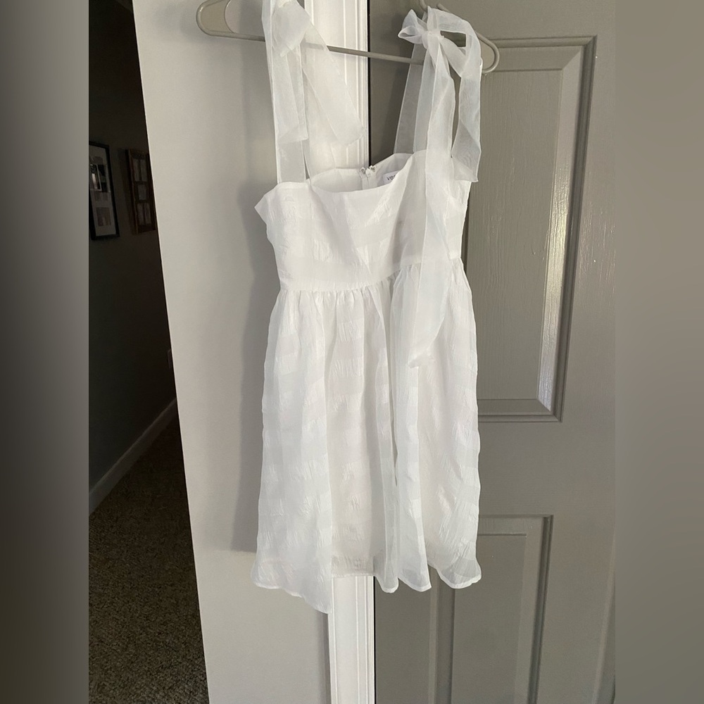 In The Clouds dress from Vestique, never worn, perfect condition